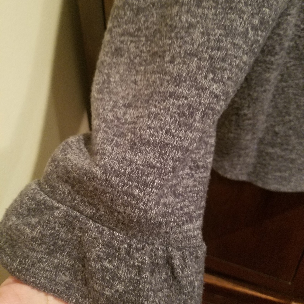 Sweater - Picture 4 of 5